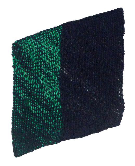 Diamond weaving with pthalo green at left and black at right